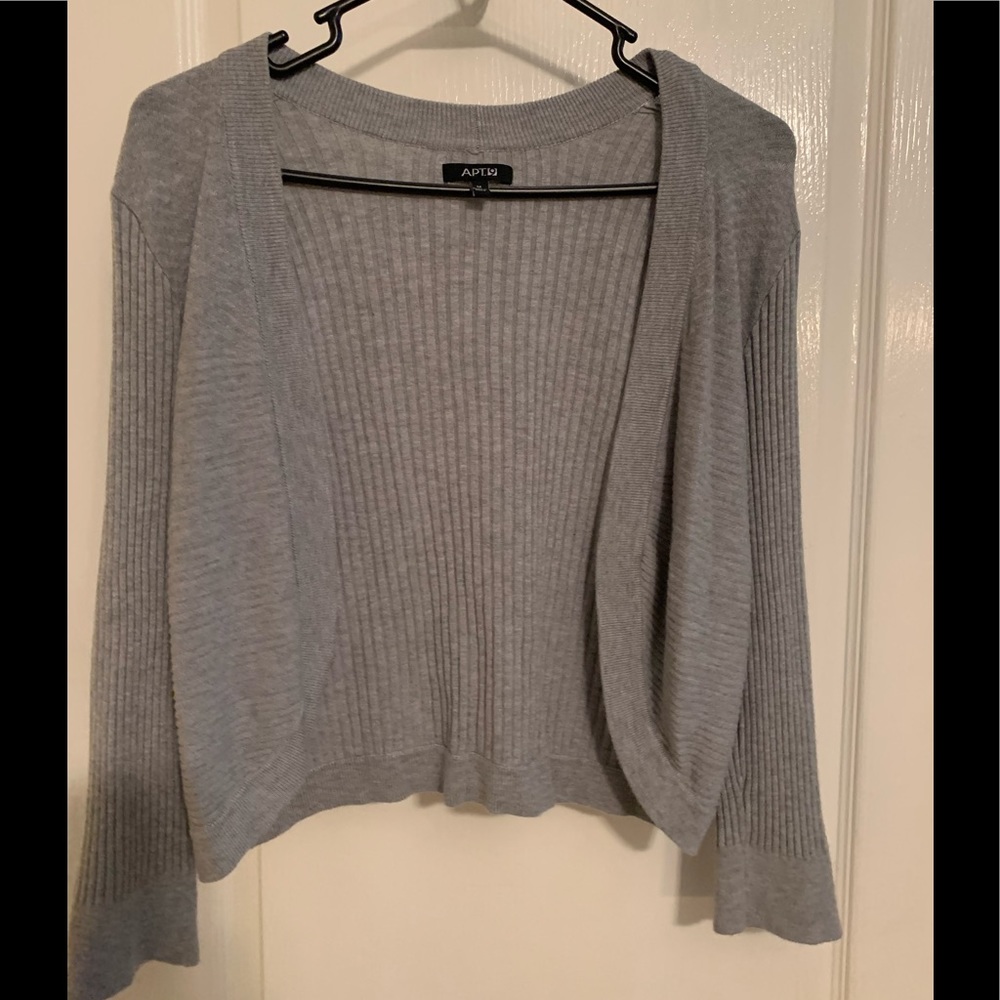 Half cardigan